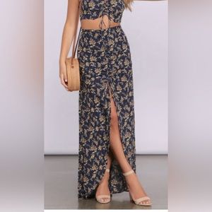 NWT Windsor Floral Ruffled Maxi Skirt Size M